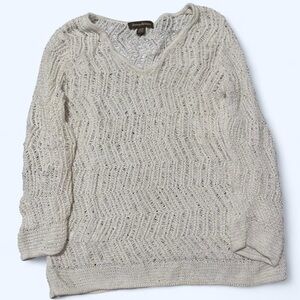 Tommy Bahama Women's V-Neck Sweater in Cream